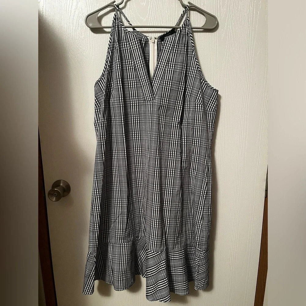 NWT J Crew Sleeveless Blue Plaid Mini Dress with Ruffle Hem Size 12 - Picture 2 of 10